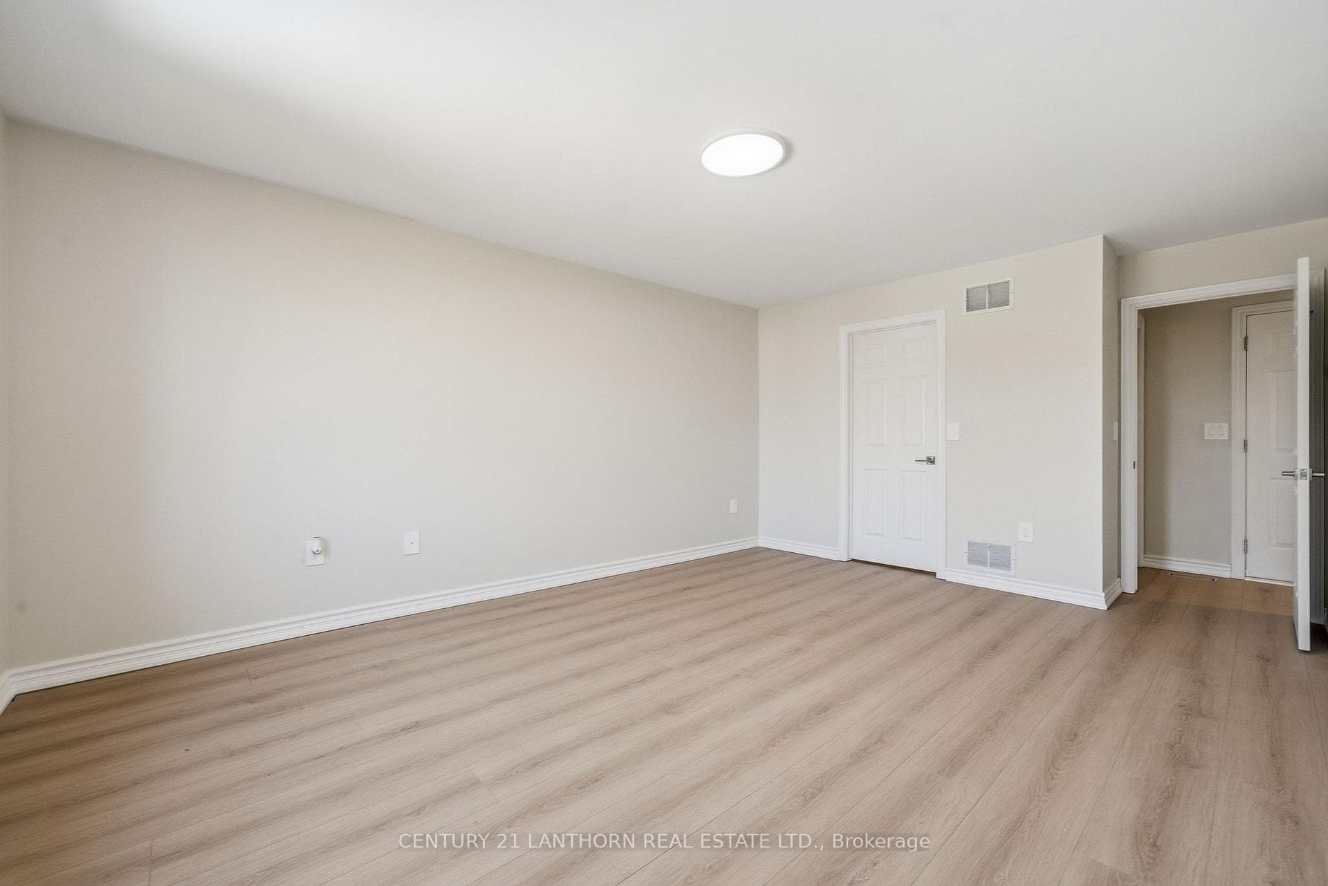 13 Nesbitt Drive photo 21