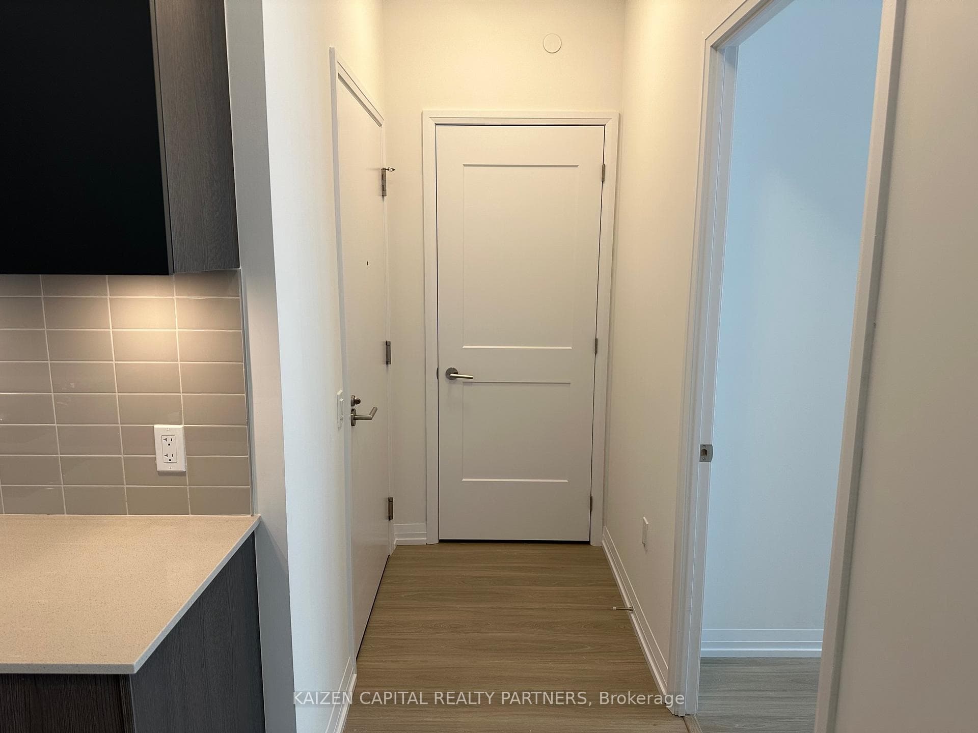 50 Dunfield Avenue Unit 1620 photo 7
