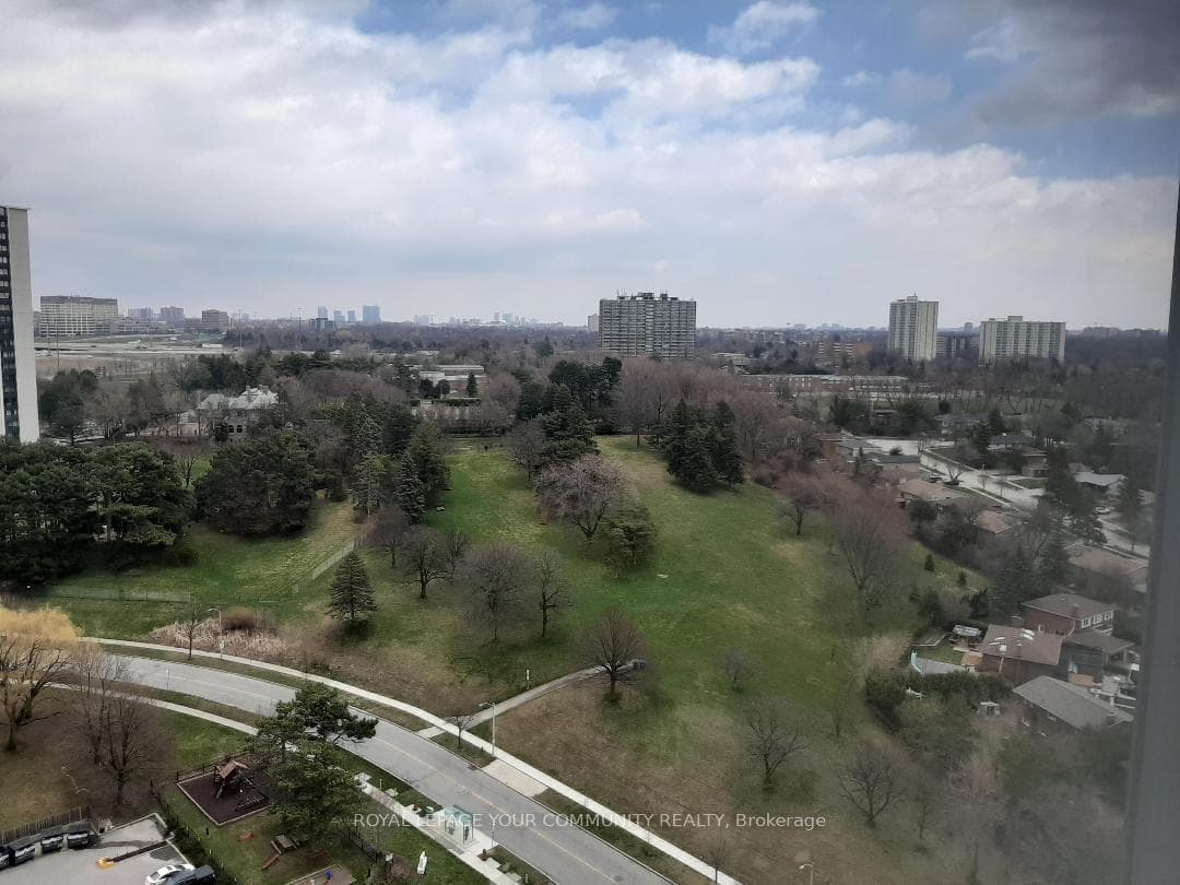18 Graydon Hall Drive Unit 2106 photo 18
