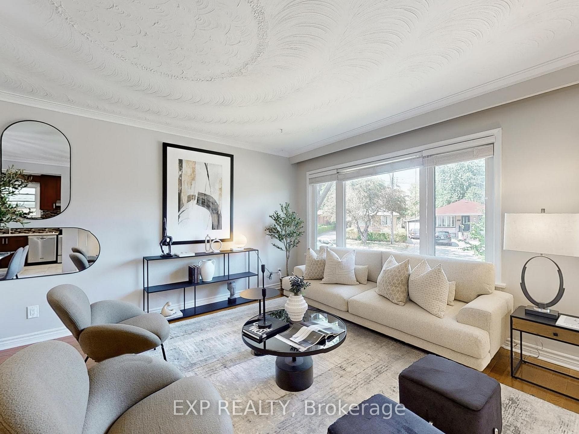 69 Chandler Drive photo 1