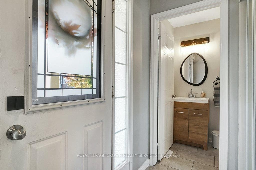 45 Nancroft Crescent photo 4