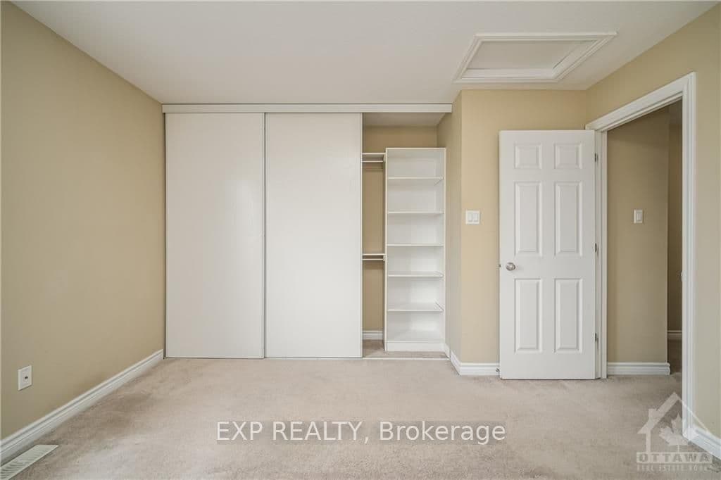 623 CHAPMAN MILLS Drive Unit C photo 21