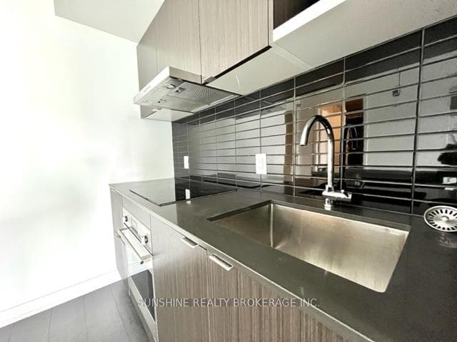 88 harbour Street Unit 3009 photo 12