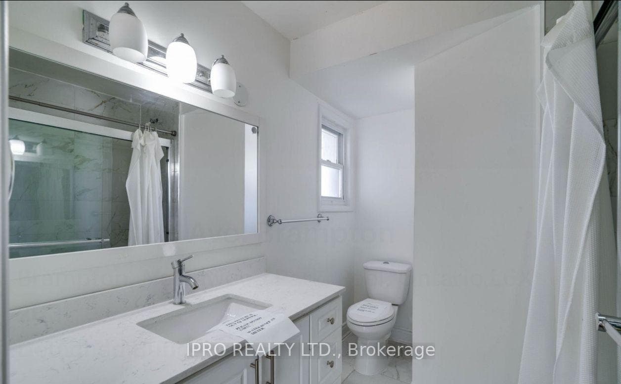 17 Coniston Avenue Unit Main photo 15