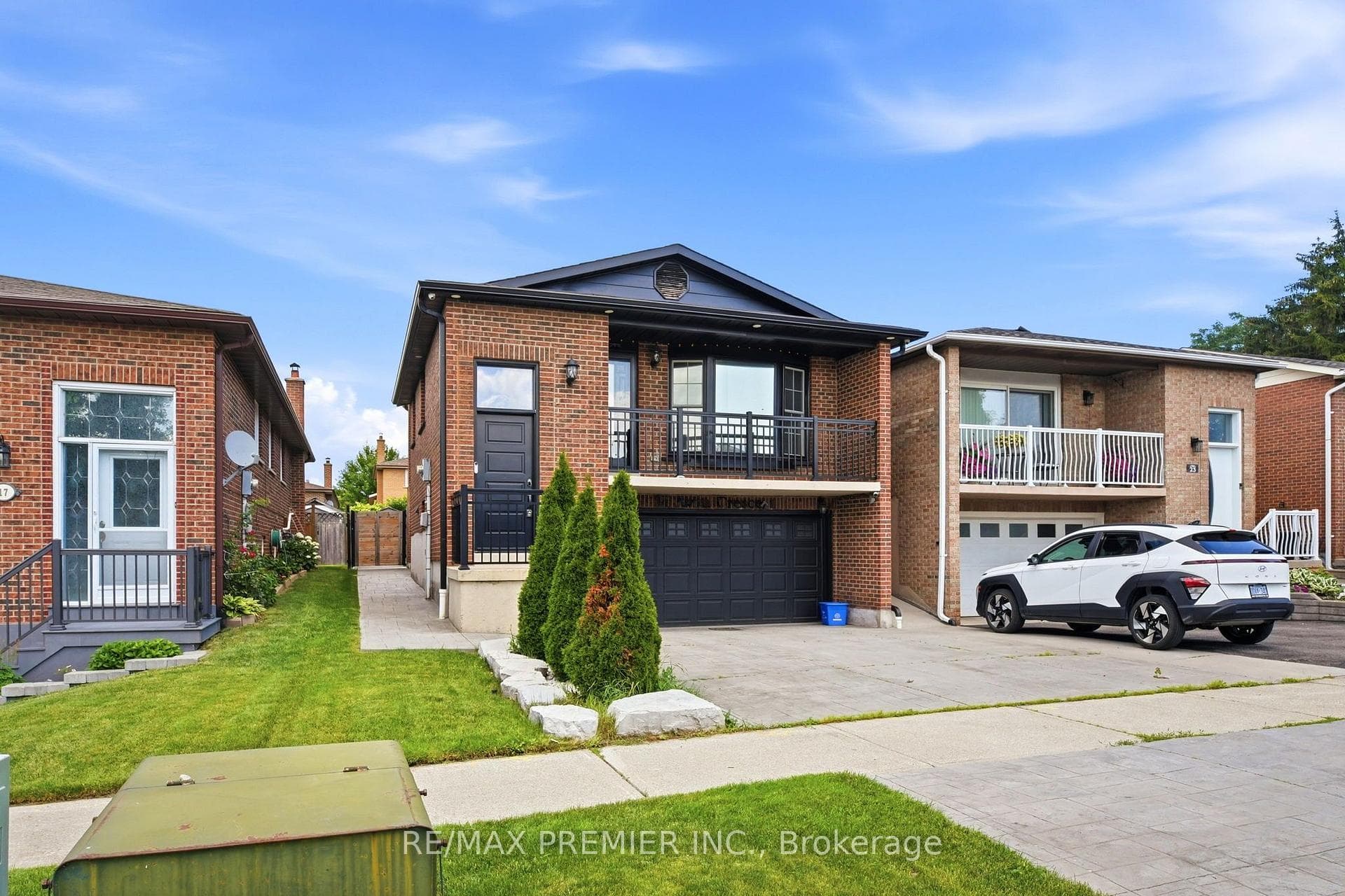 21 Avon Crescent photo 4