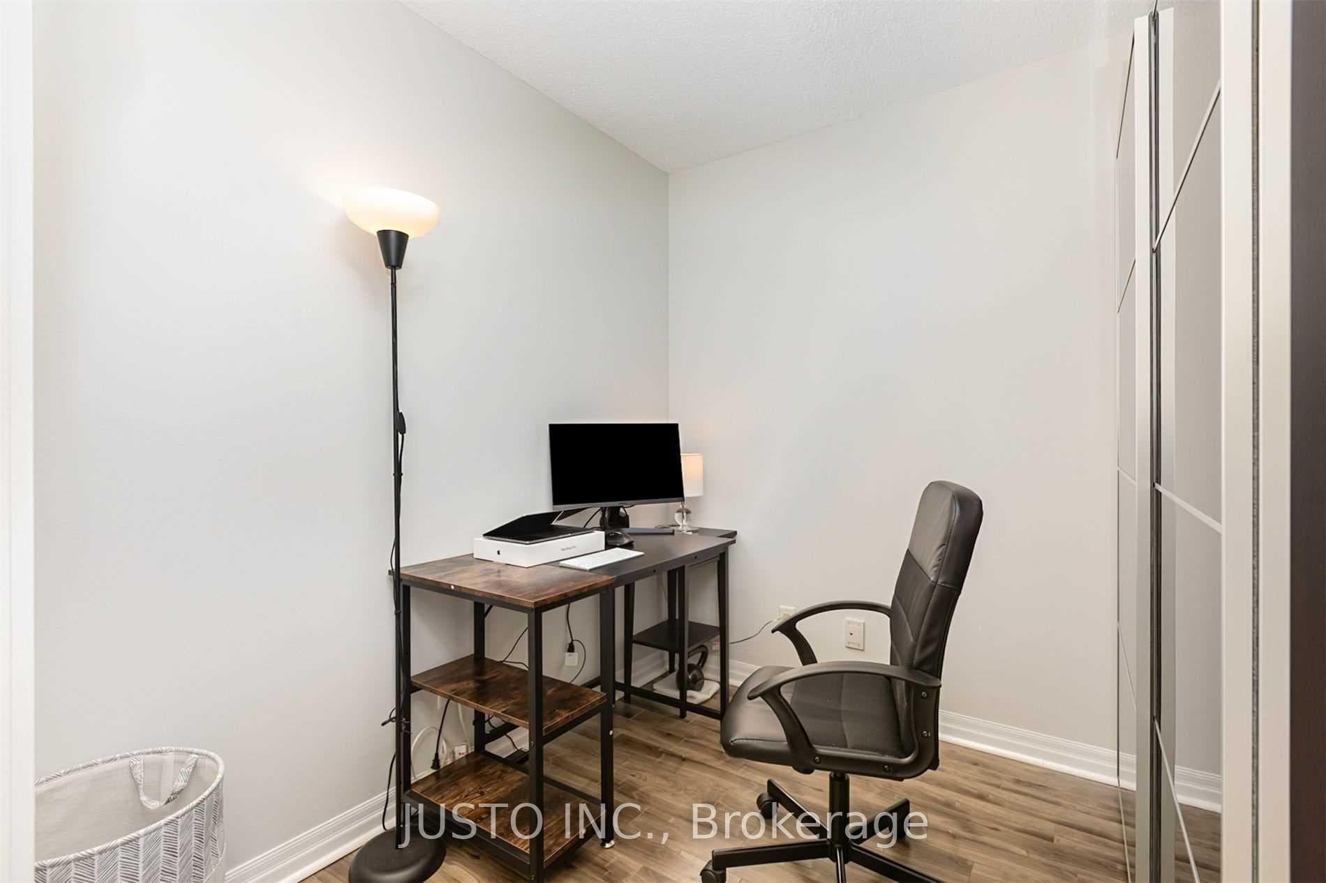 Den with a Potential for 2nd bedroom