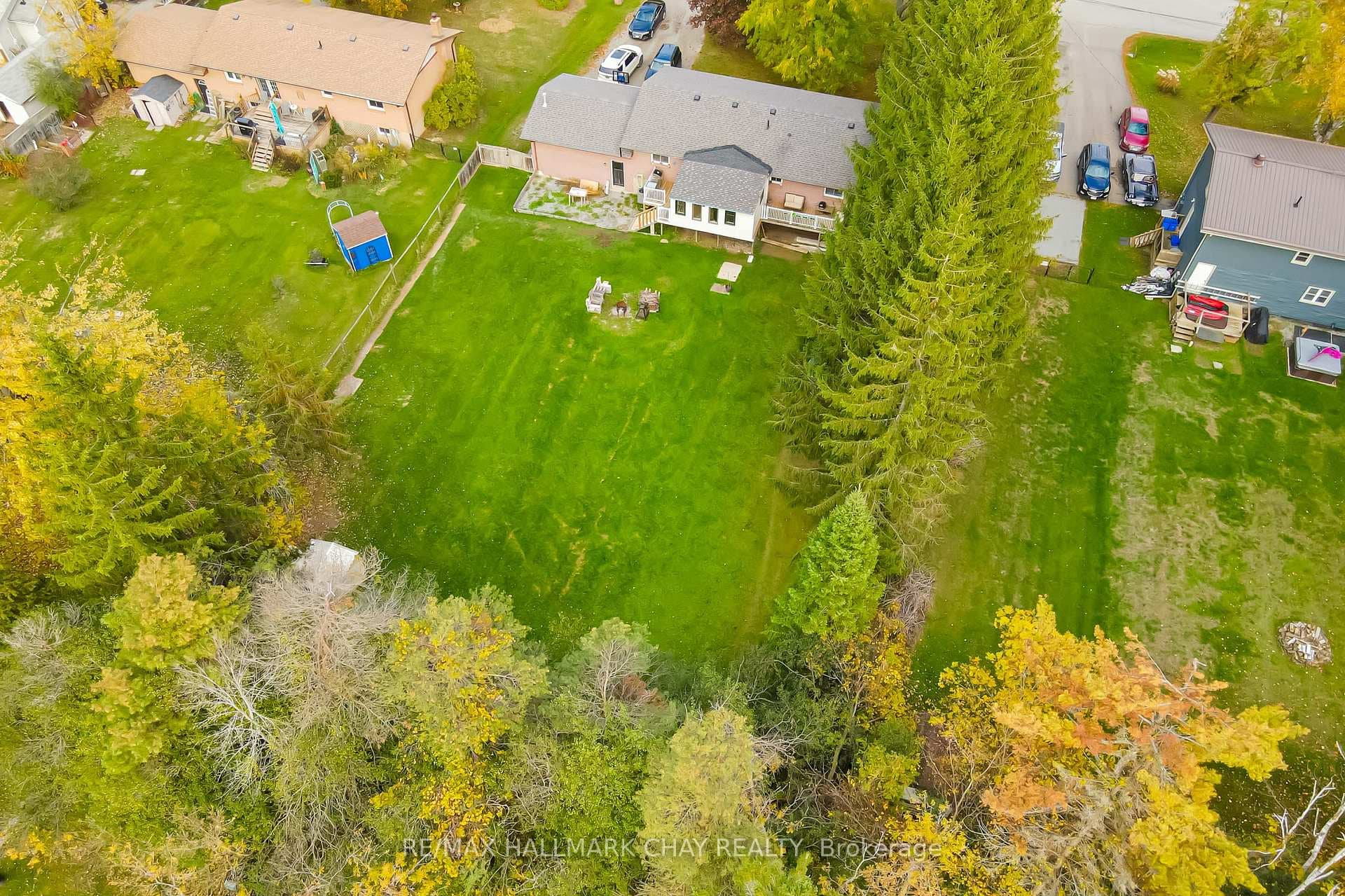20 Howard Avenue photo 44