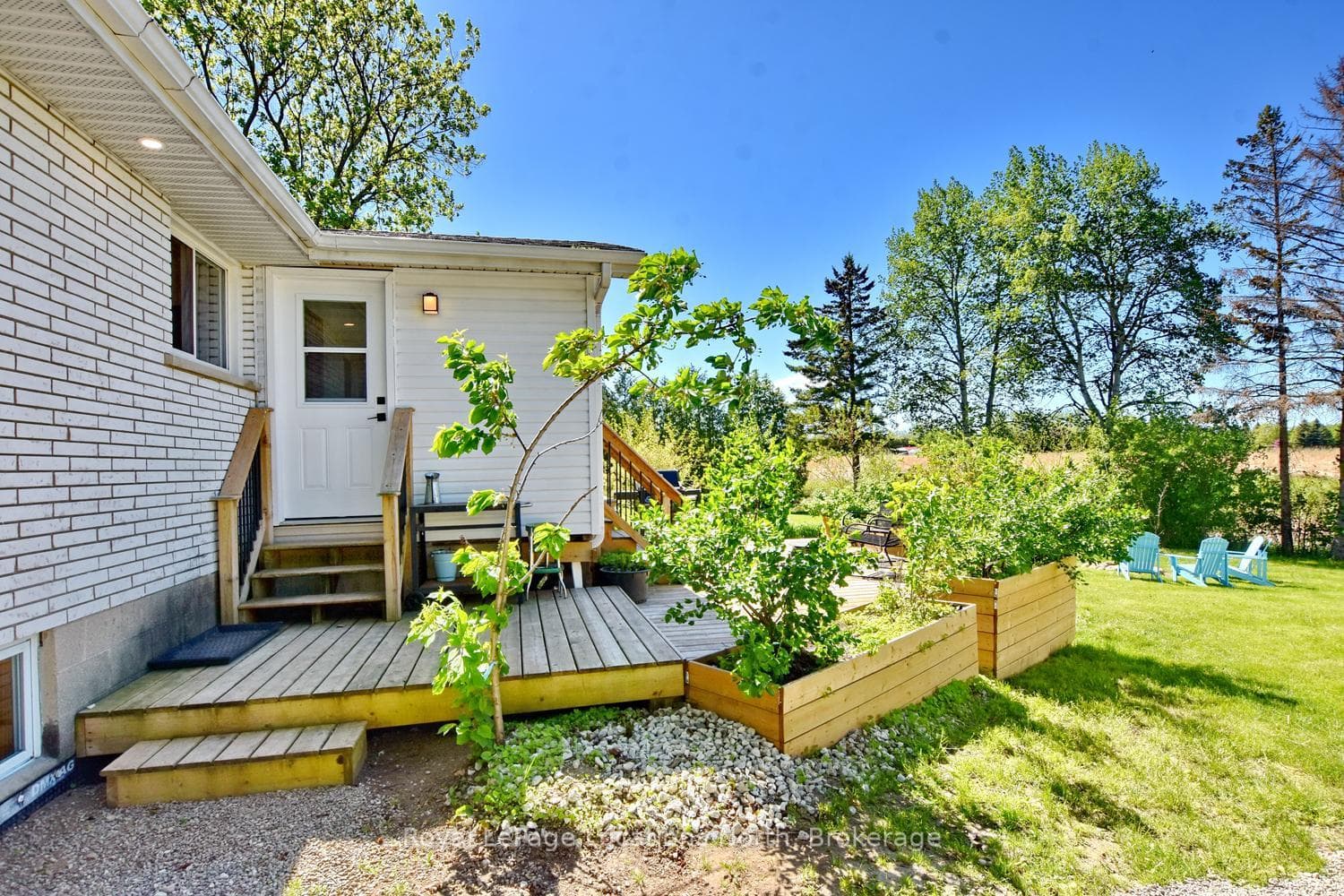 56 BATTEAUX Road photo 6