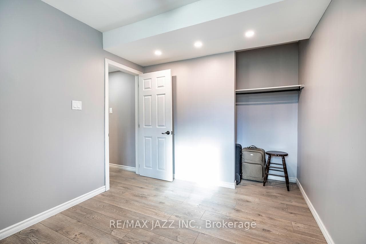 2552 Van Luven Road photo 25