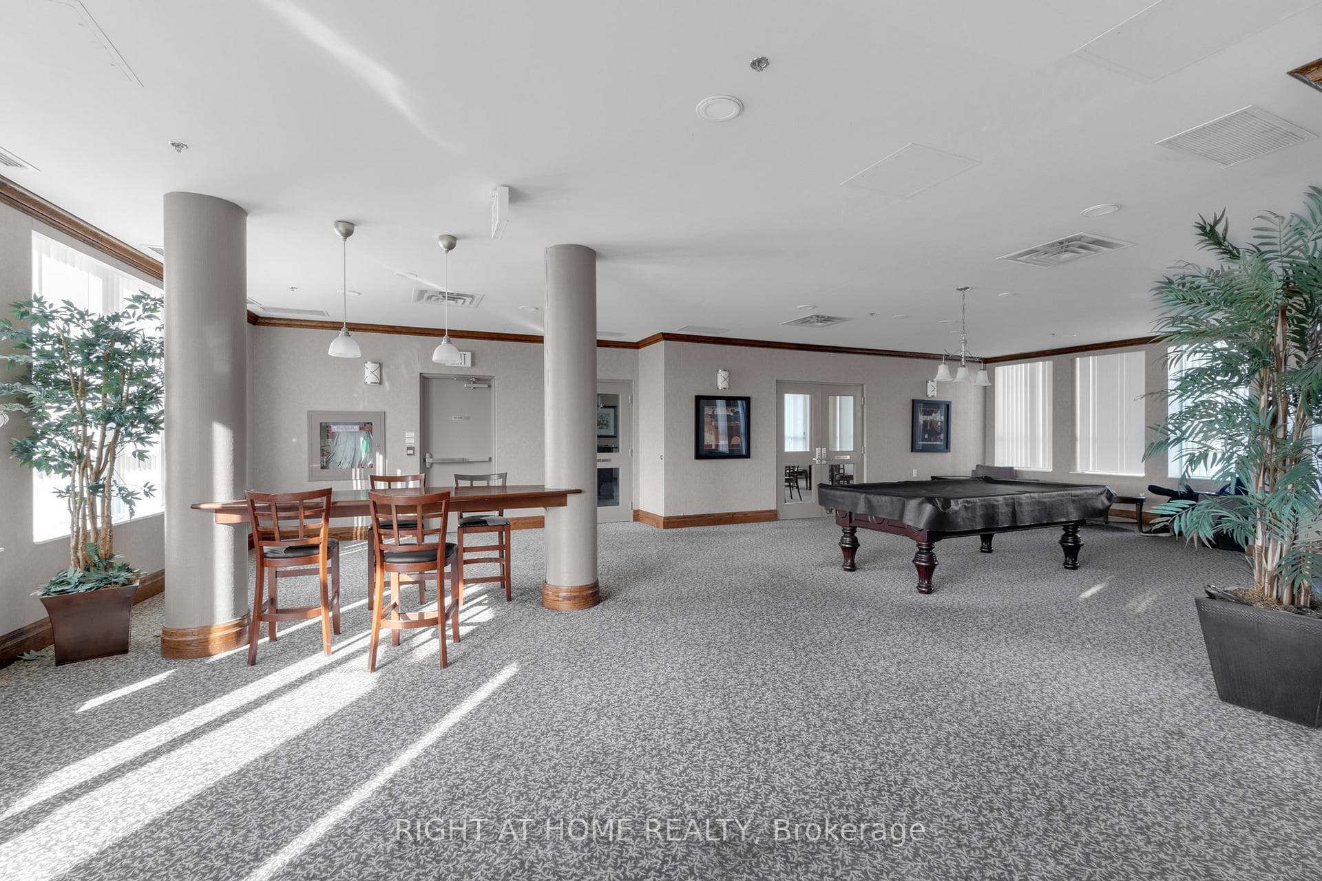 4850 Glen Erin Drive Unit 501 photo 14