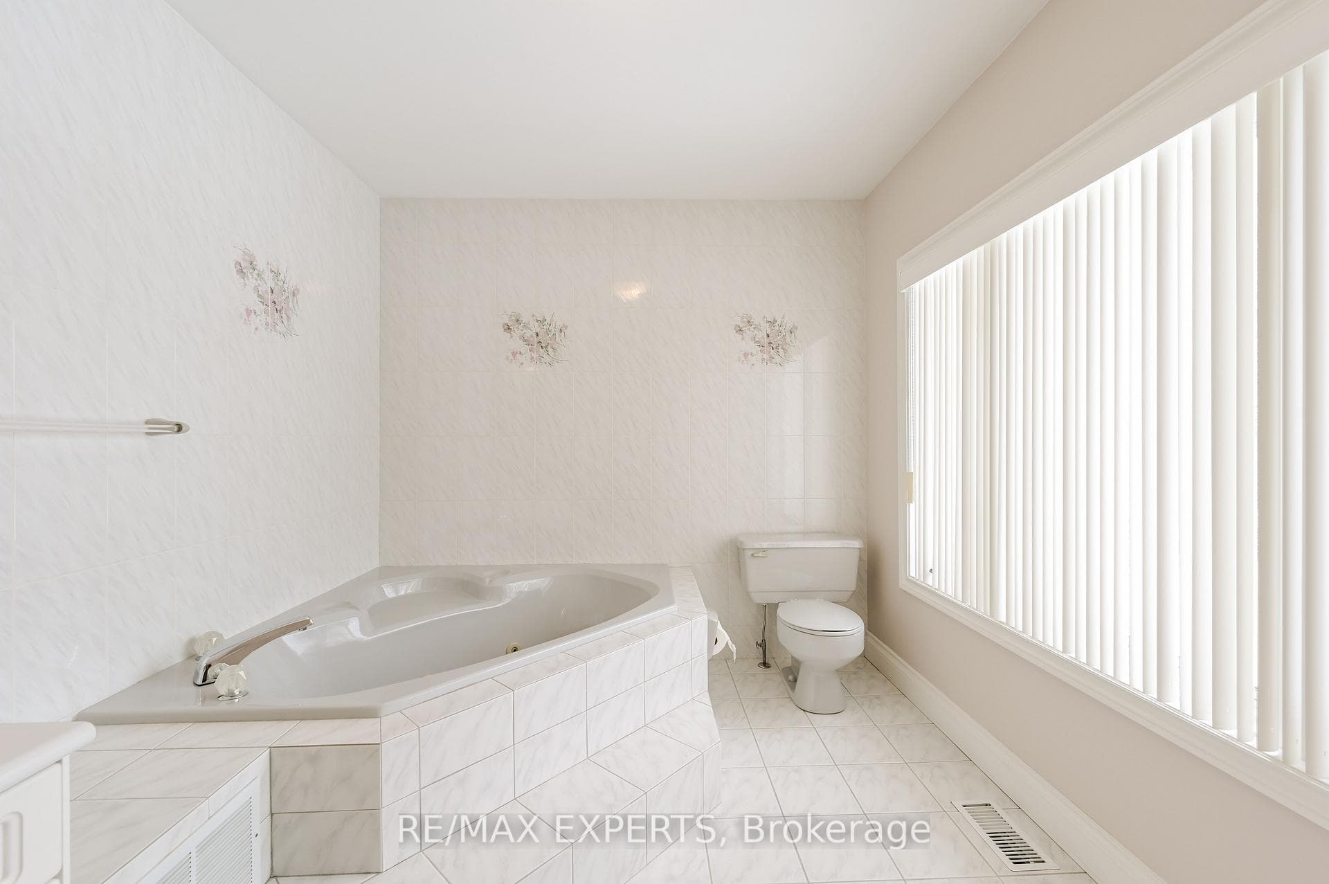 13668 Emil Kolb Parkway photo 36