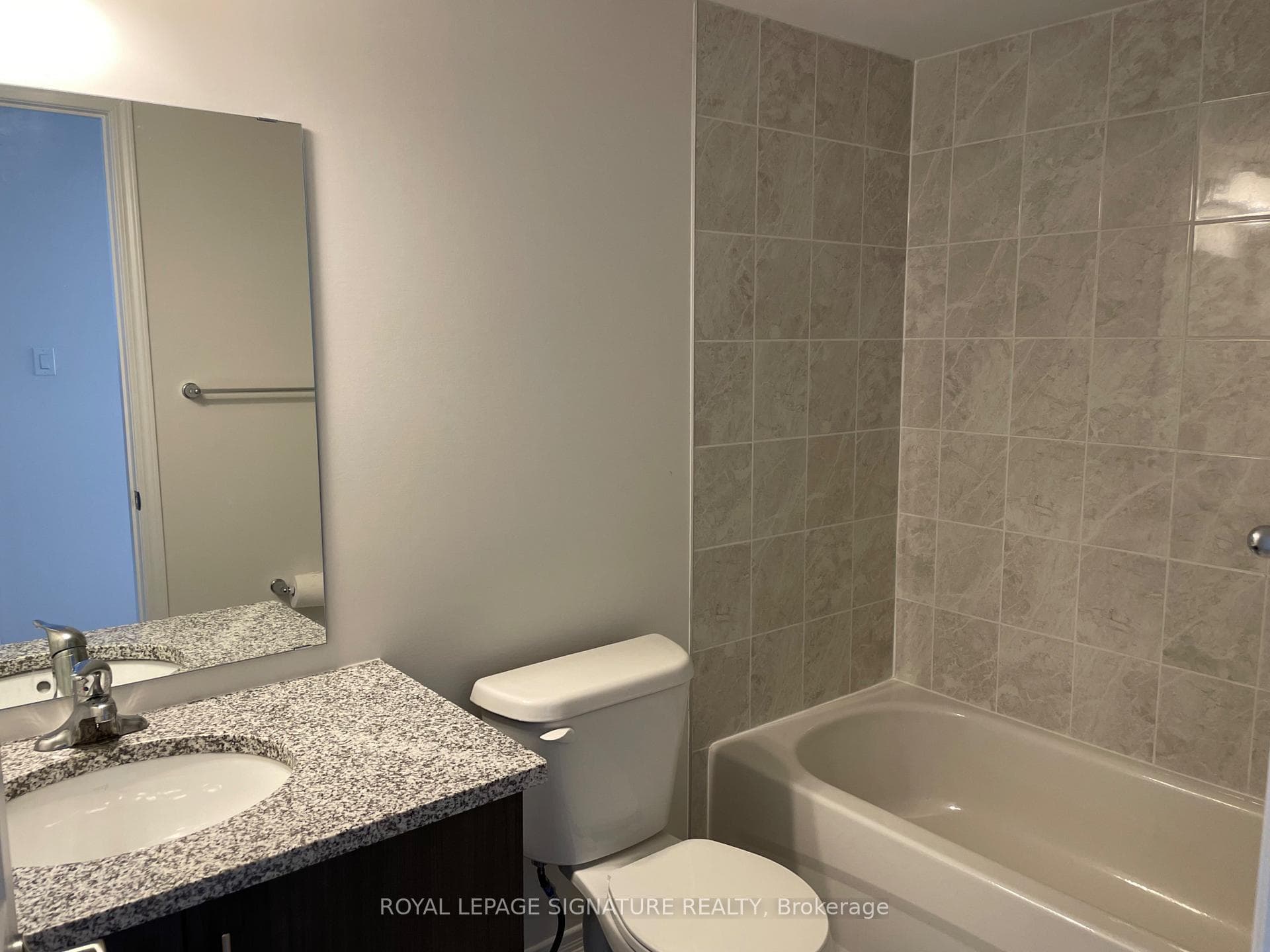 20 WoodStream Drive Unit 11 photo 15
