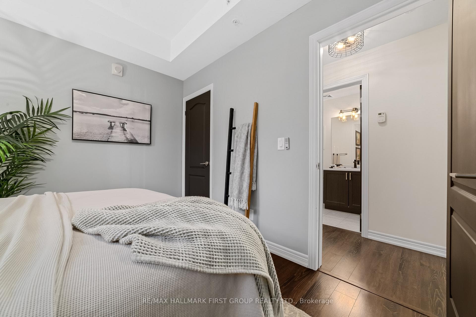 660 Gordon Street Unit 102 photo 20