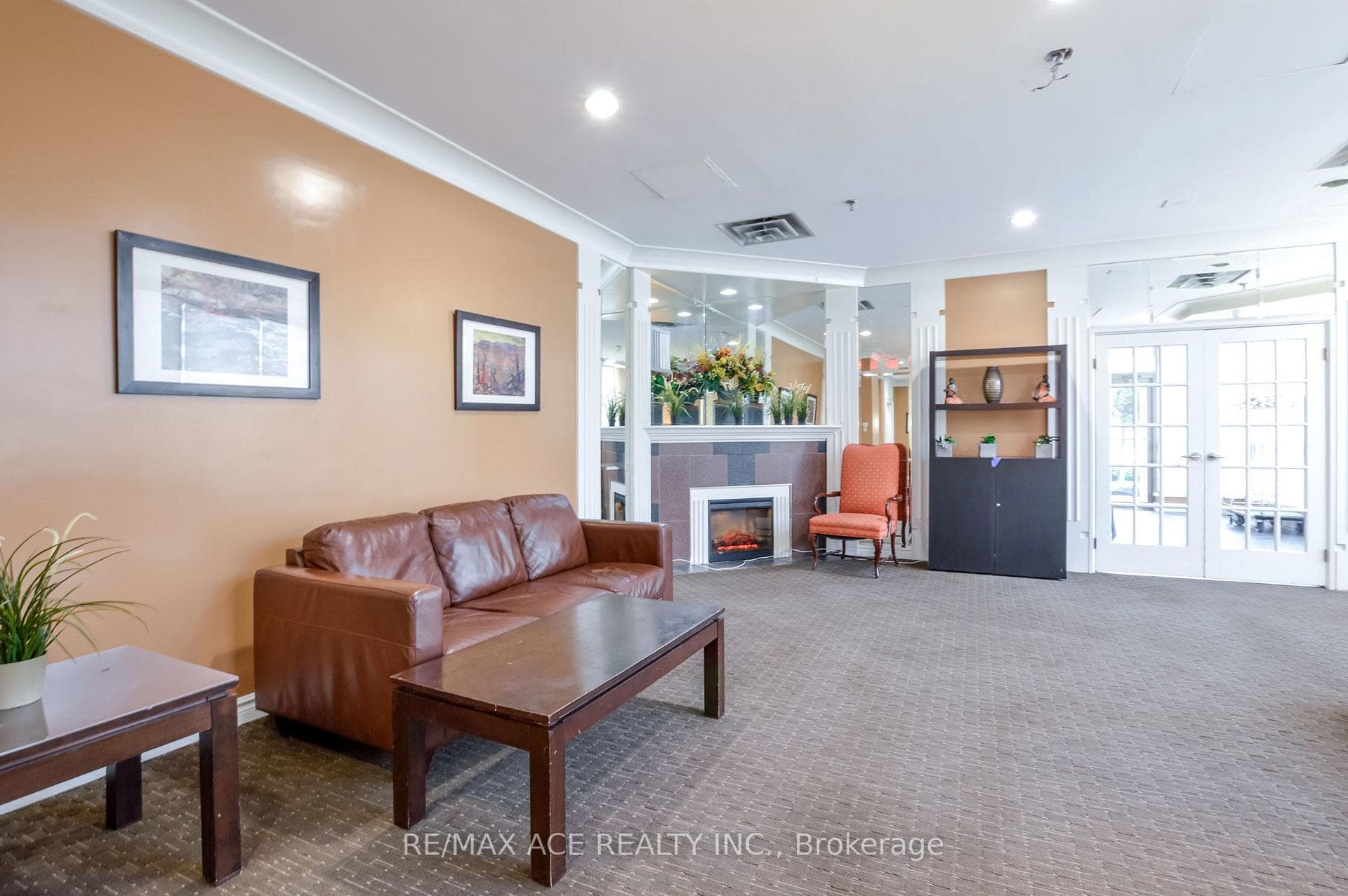 75 King Street Unit 201 photo 38