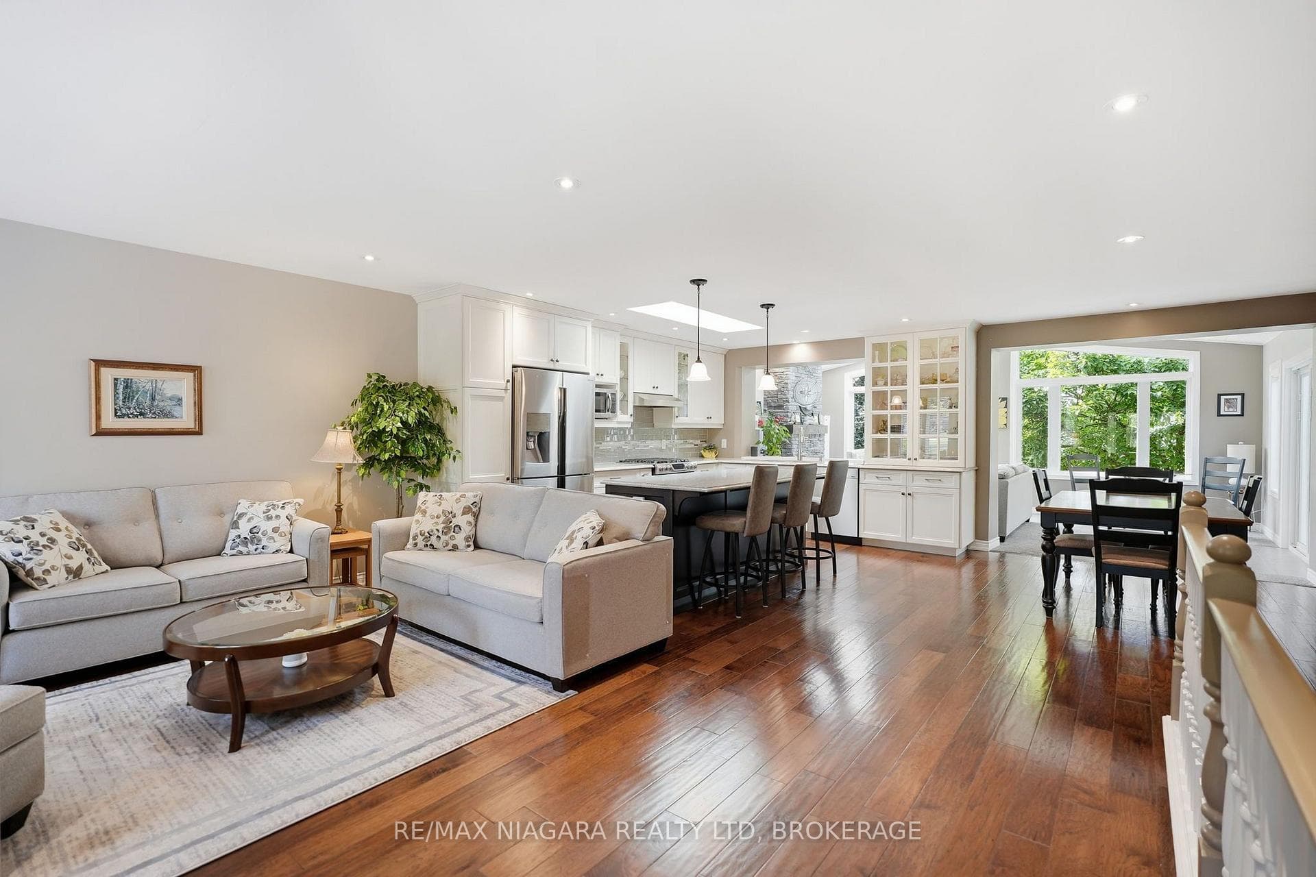 4 Vista Drive photo 4