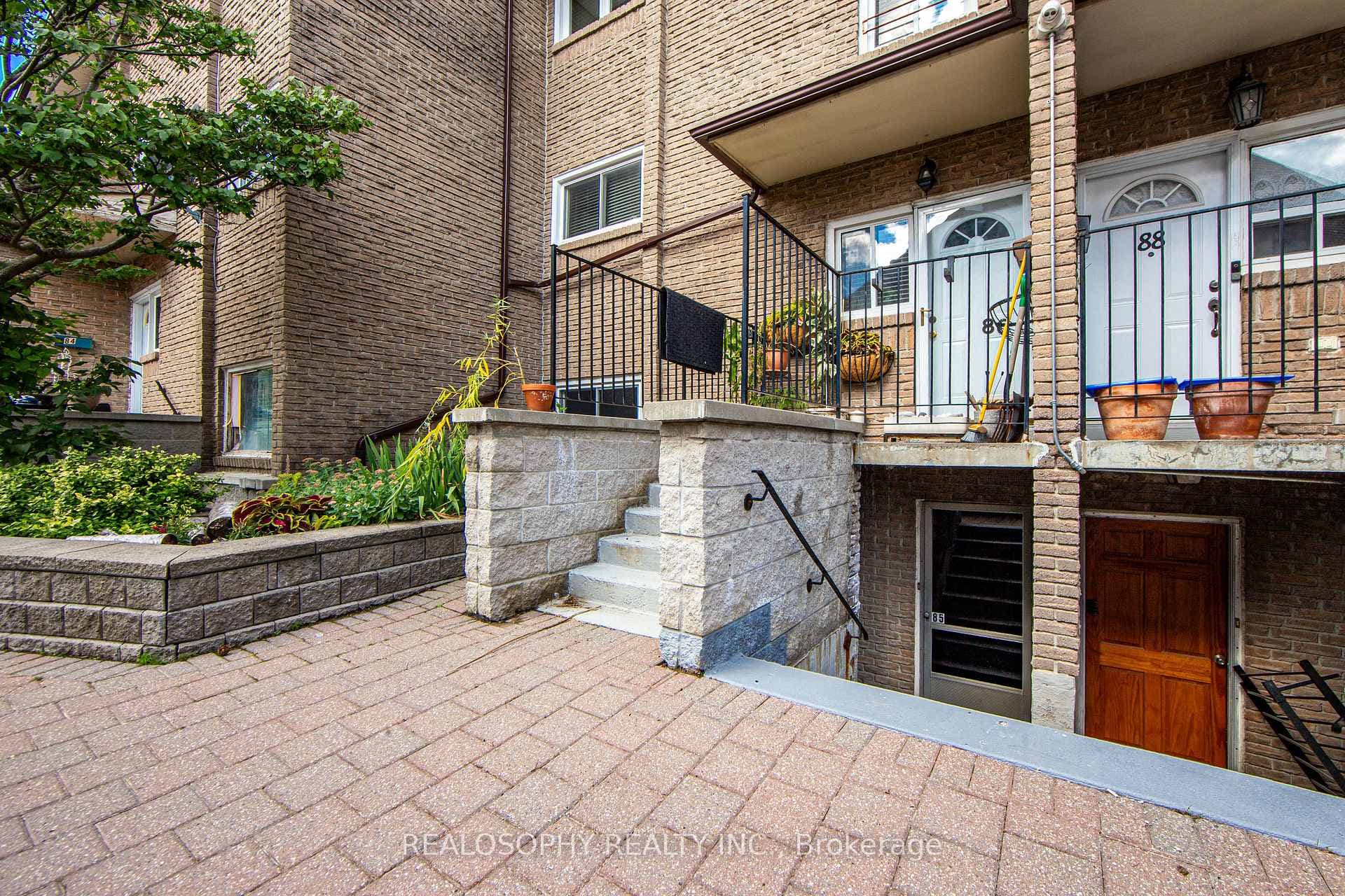 91 Muir Drive Unit 85 photo 38