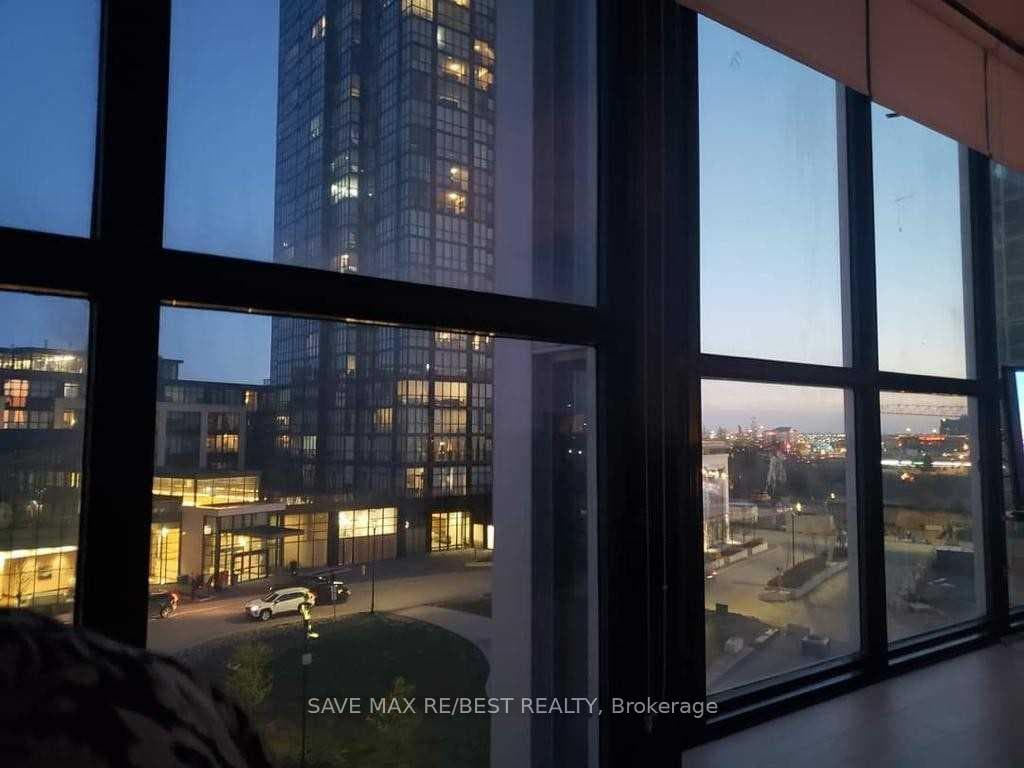 2908 Highway 7 Road Unit 402 photo 20