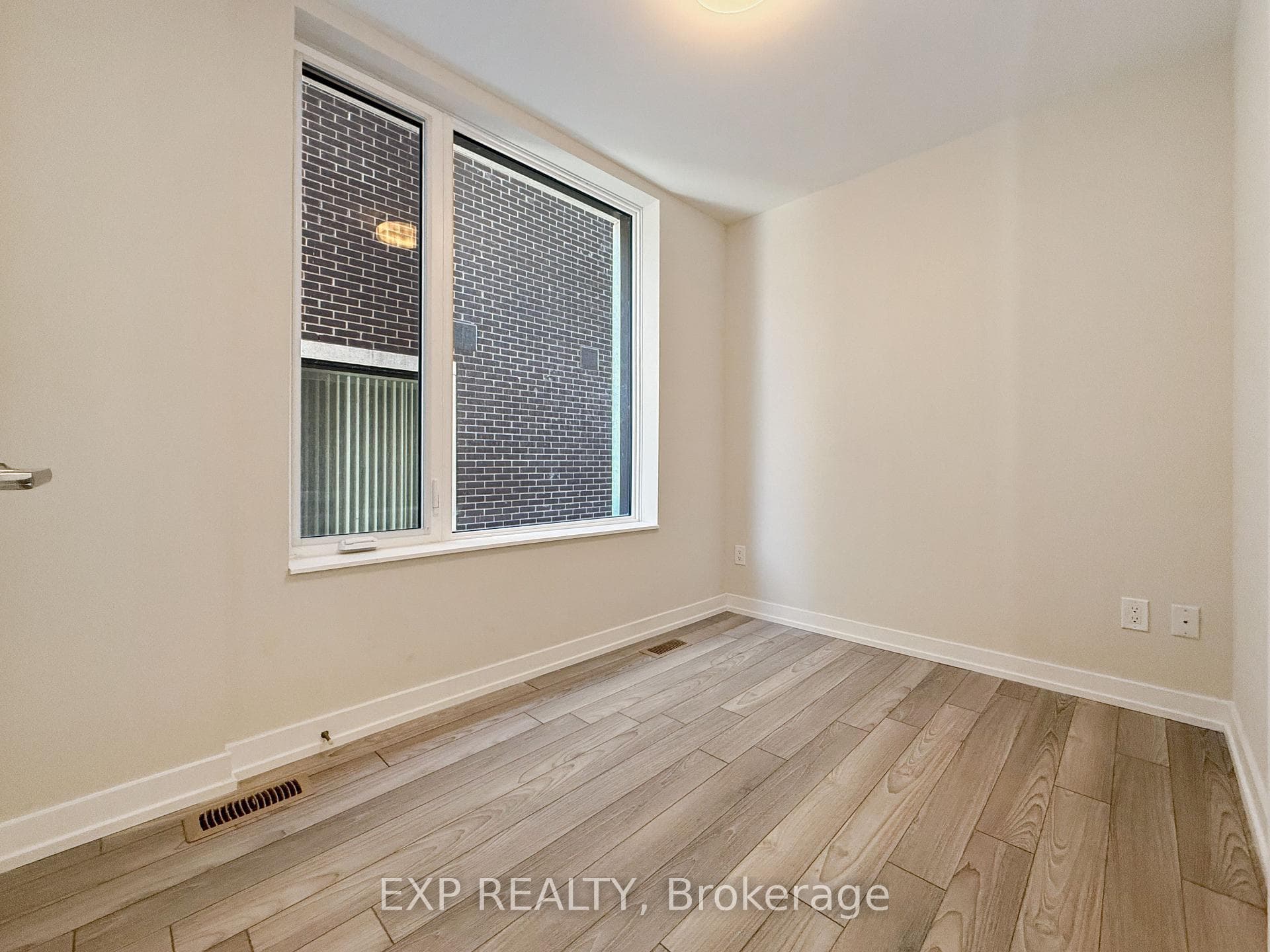 10 Walder Lane Unit G102 photo 15