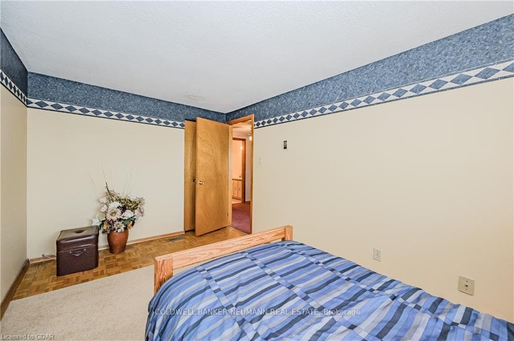 44 Queensdale Crescent photo 30