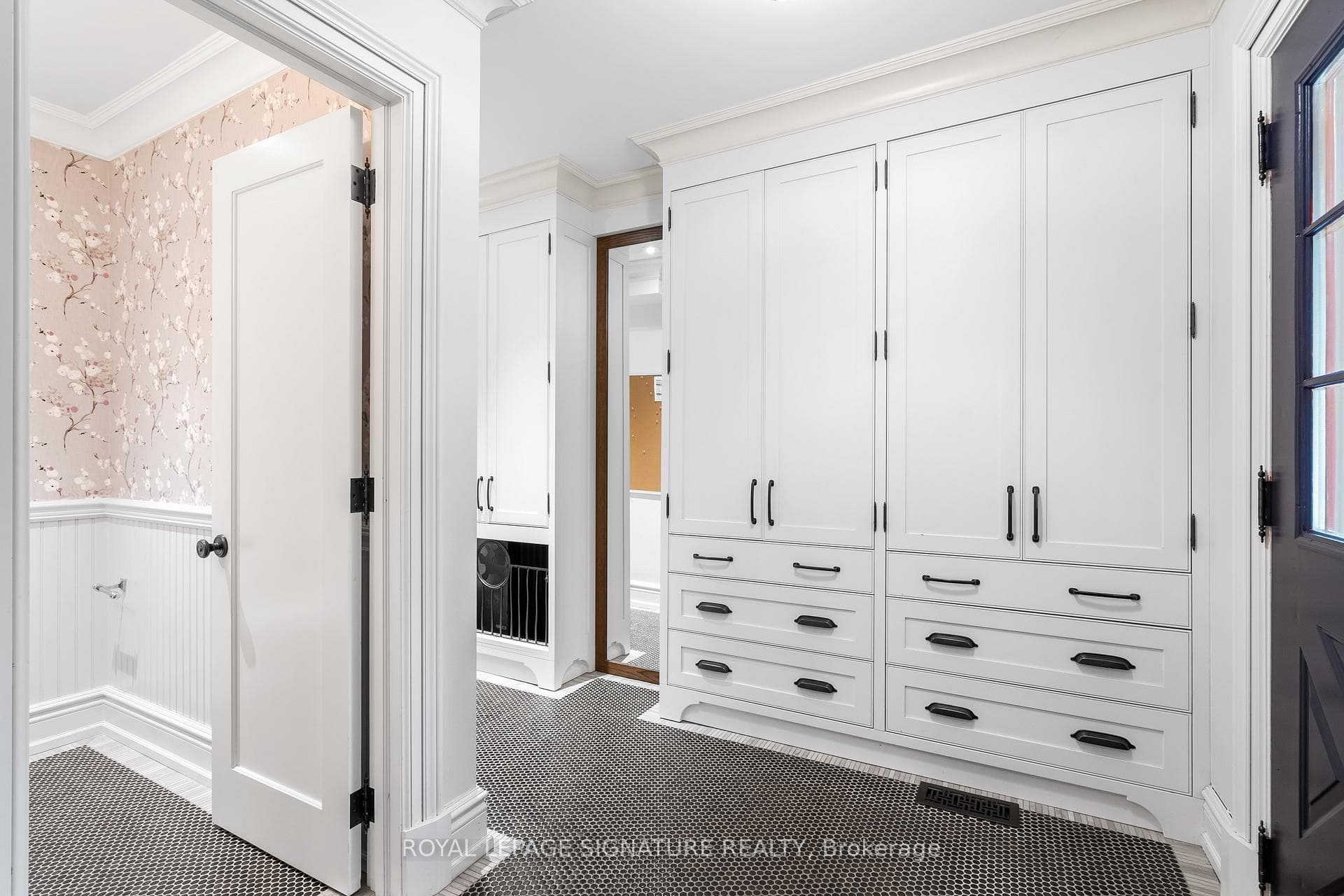 26 Buckingham Avenue photo 8