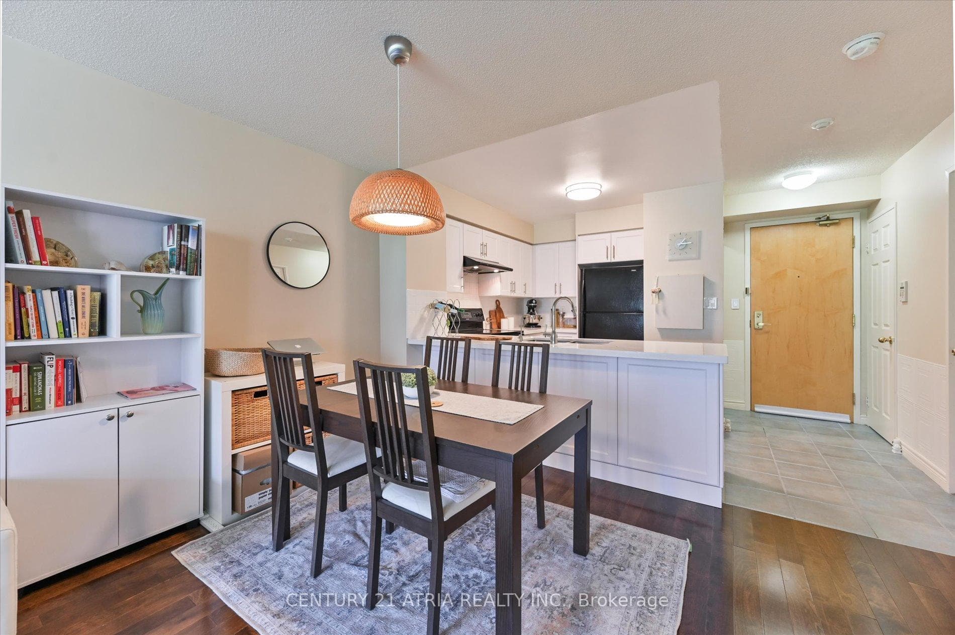 43 Eglinton Avenue Unit 508 photo 11