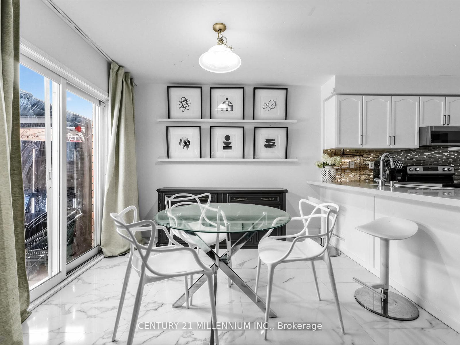 16 Albery Road photo 14