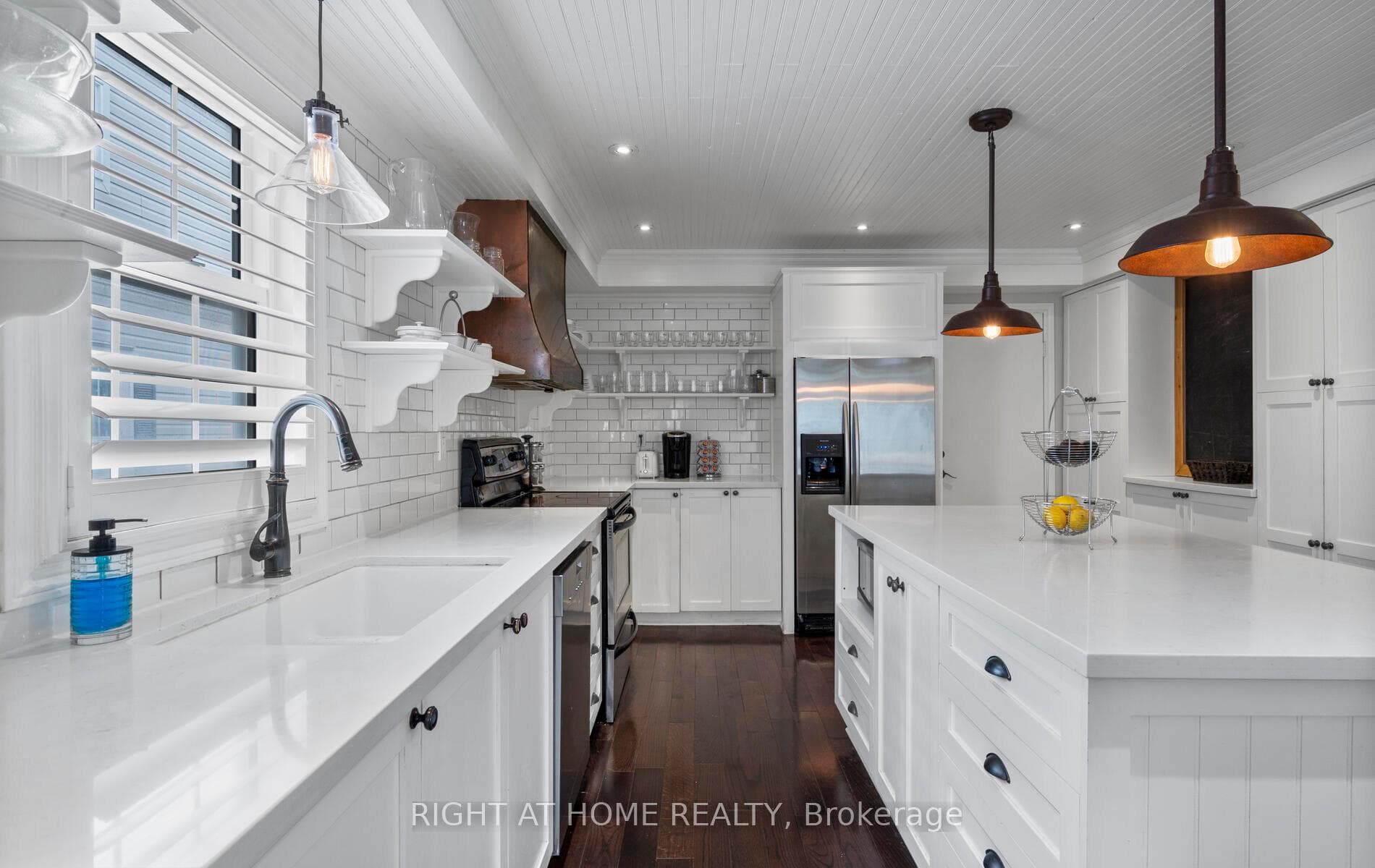 117 Watford Street photo 6