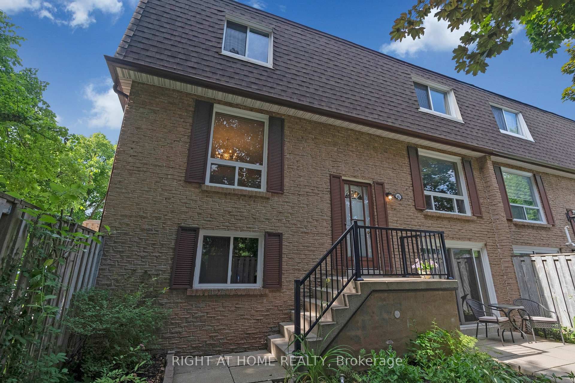 321 Blackthorn Street Unit 86 photo 1