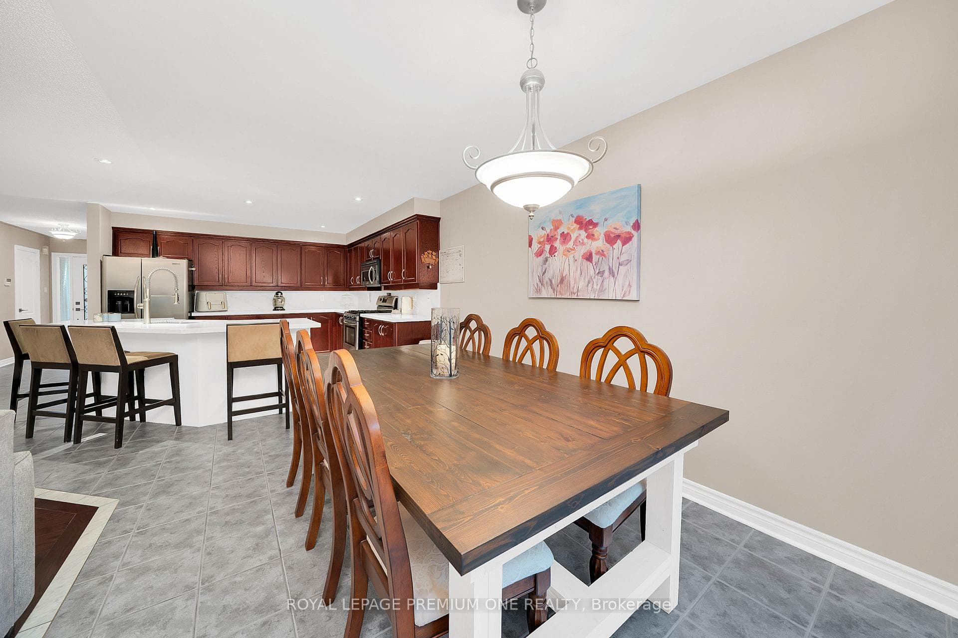 19 Taylor Court photo 9
