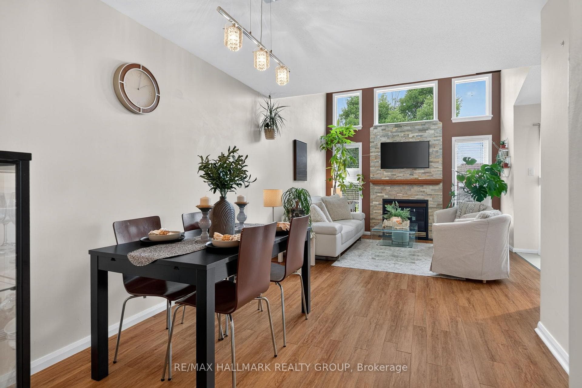 63 Palmadeo Drive photo 6