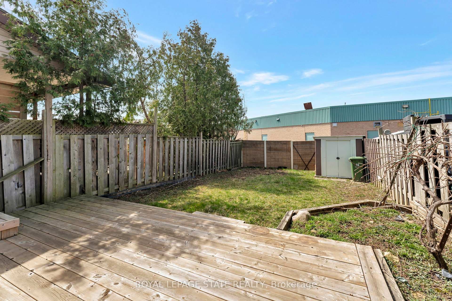 30 Silvervine Drive photo 31