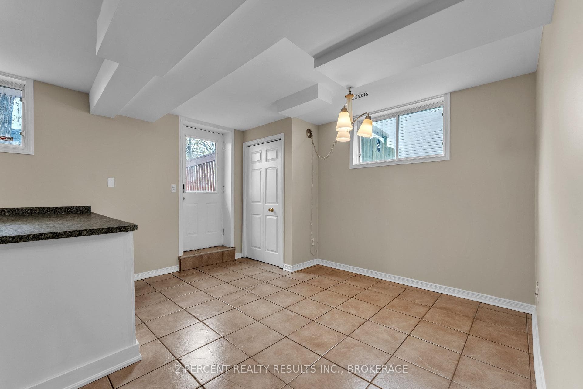 1294 Brackenwood Crescent photo 26