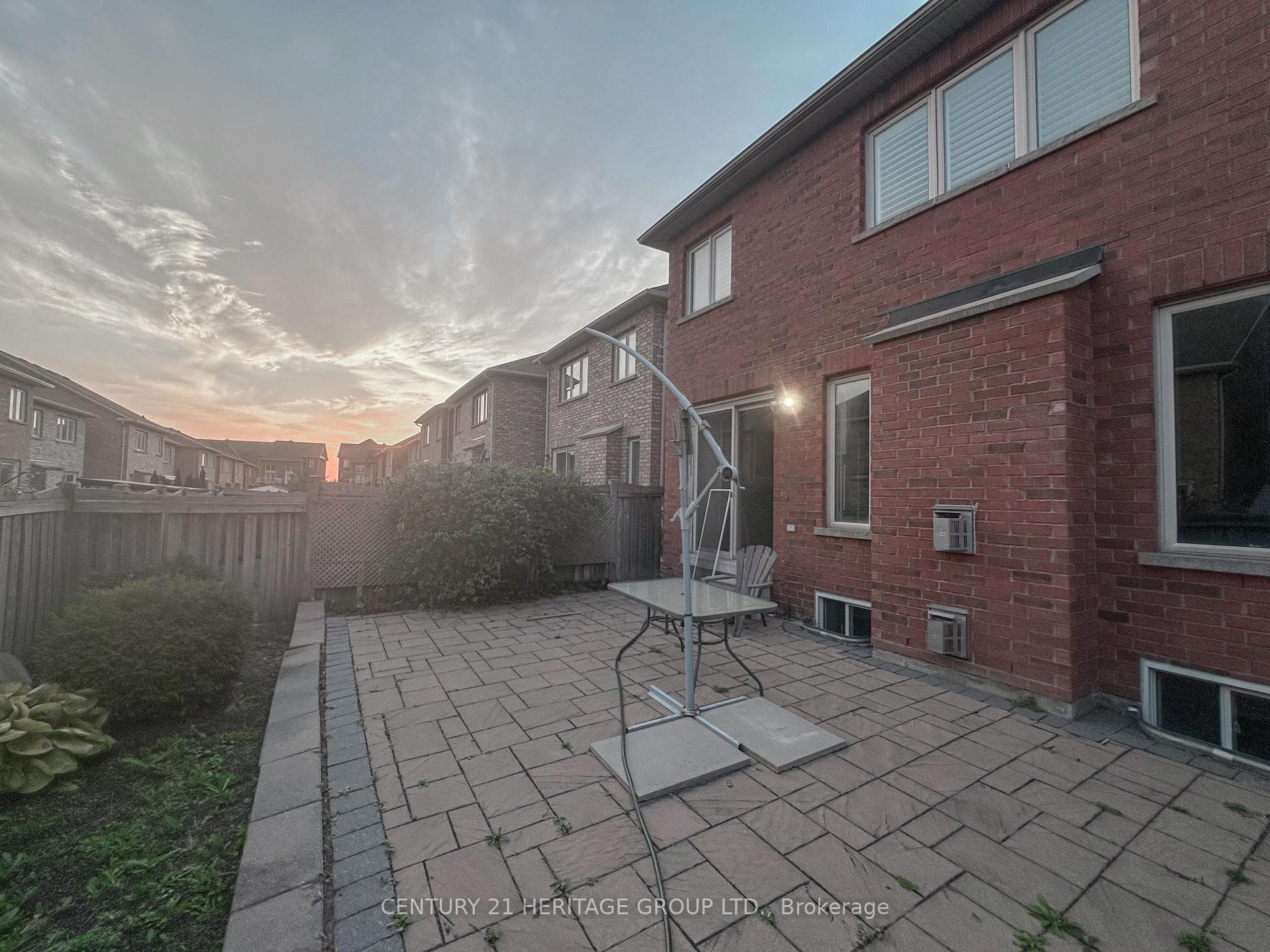 13 Sisina Avenue photo 26