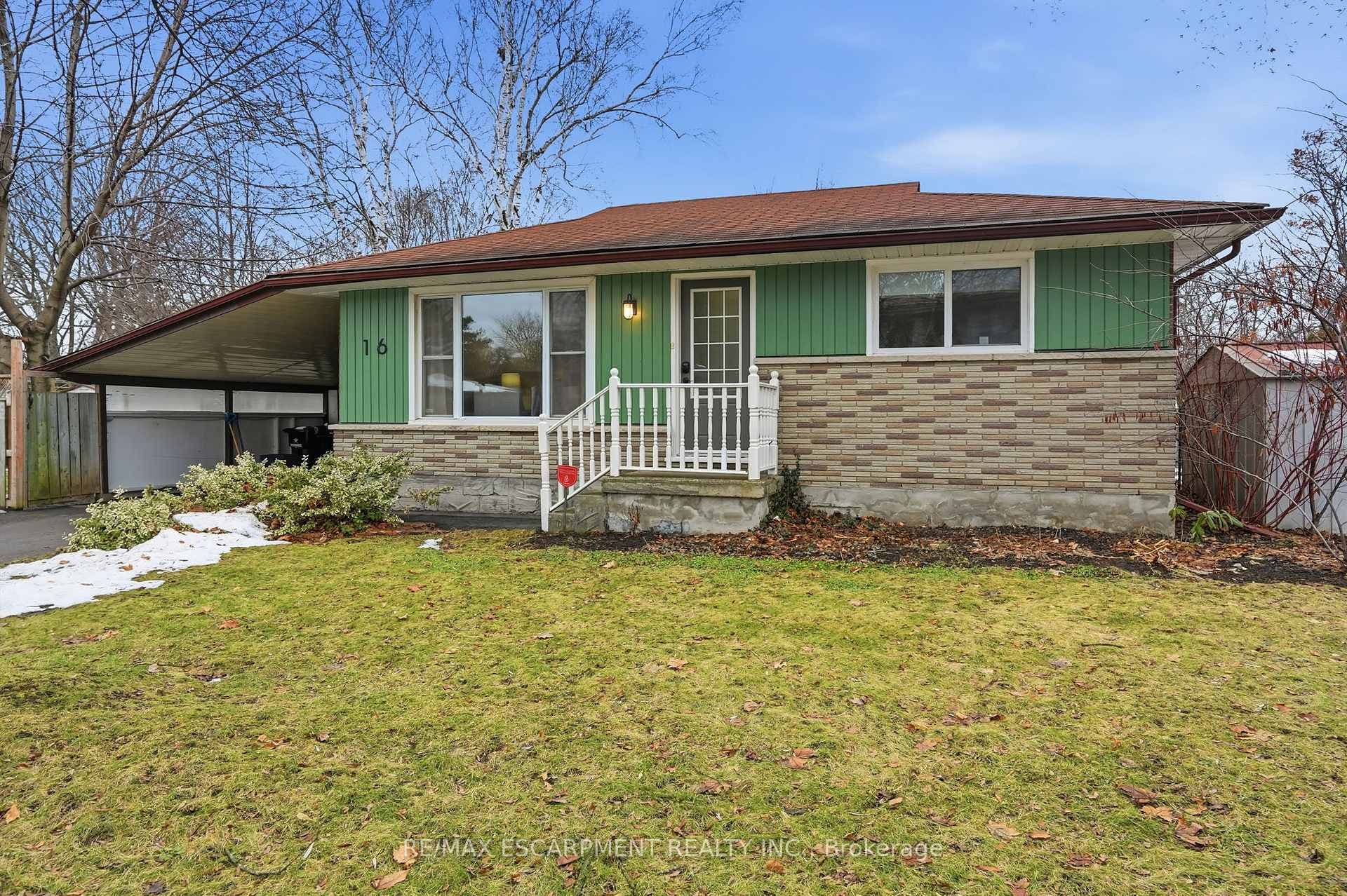 16 Alison Avenue photo 1