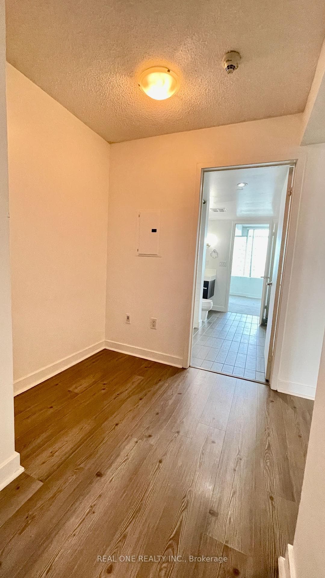 25 Telegram Mews Unit 2816 photo 5