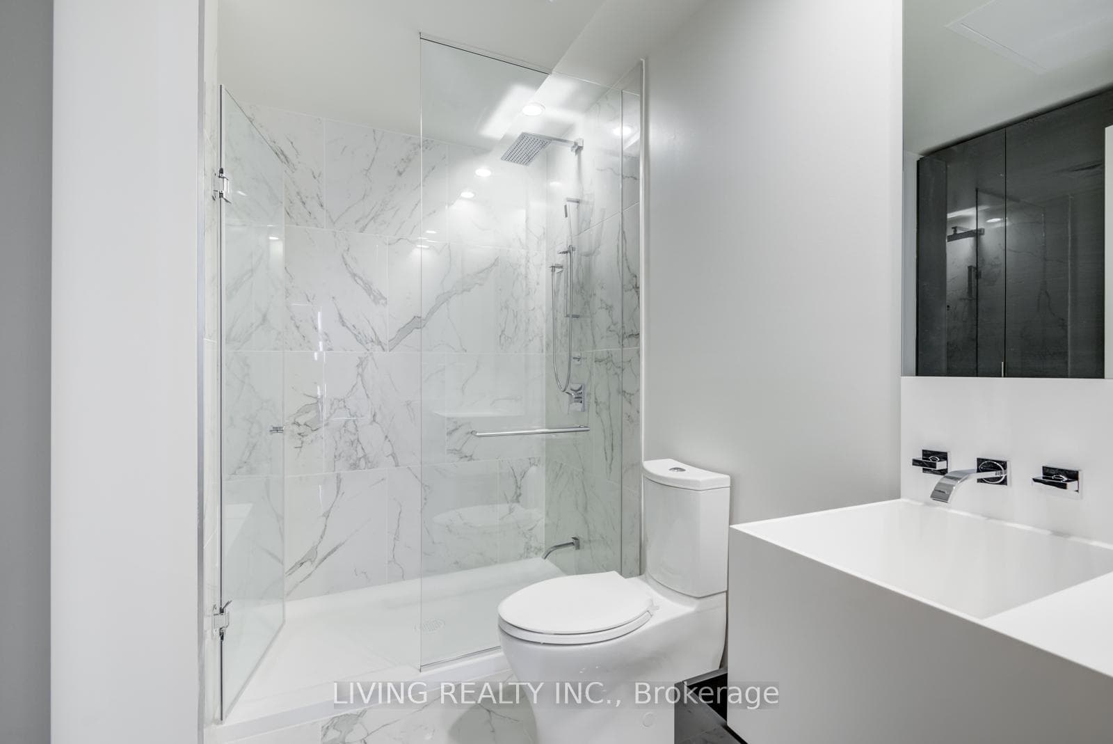 1 Bloor Street Unit 7103 photo 9