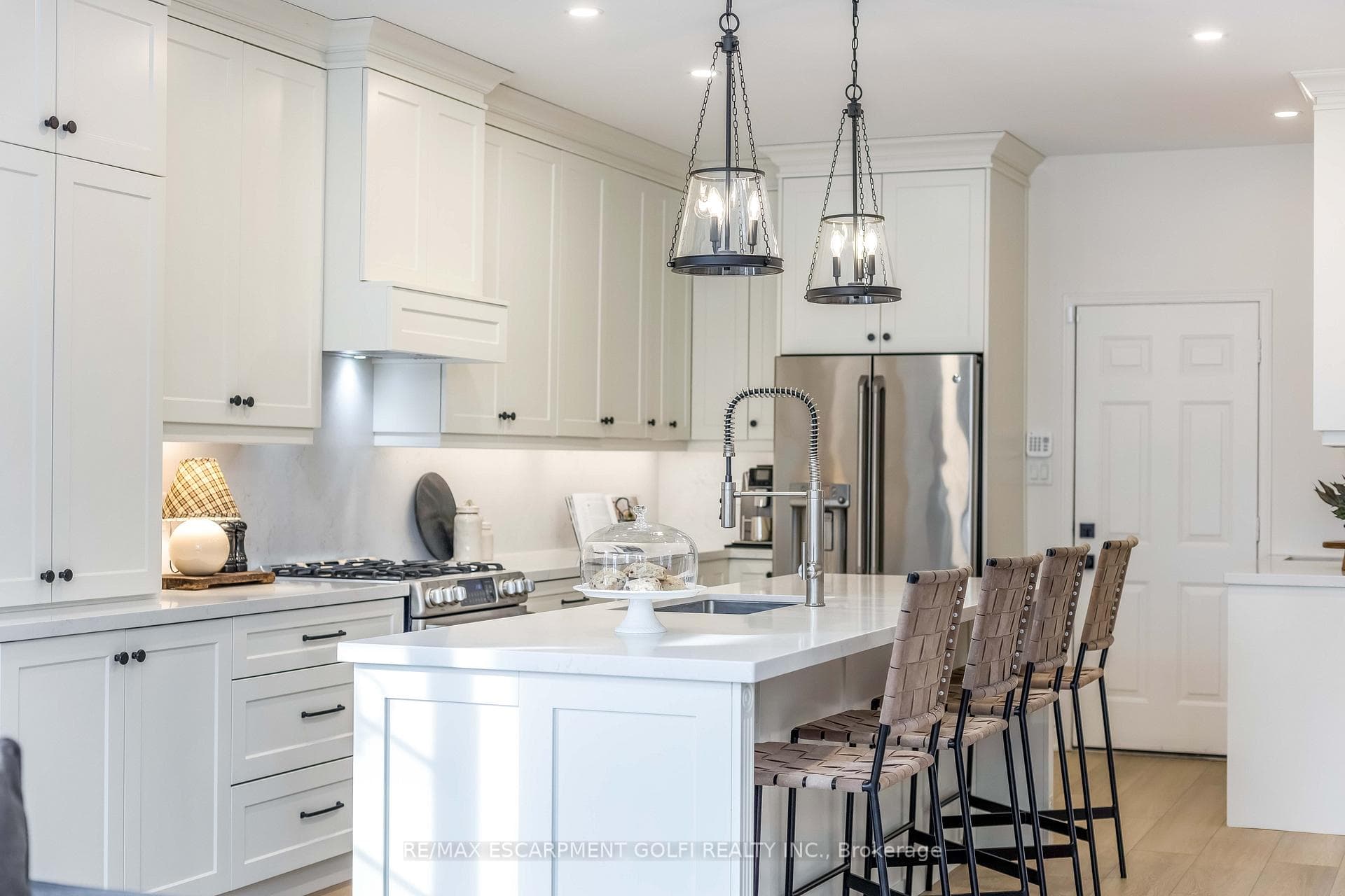 10 Anderson Court photo 14