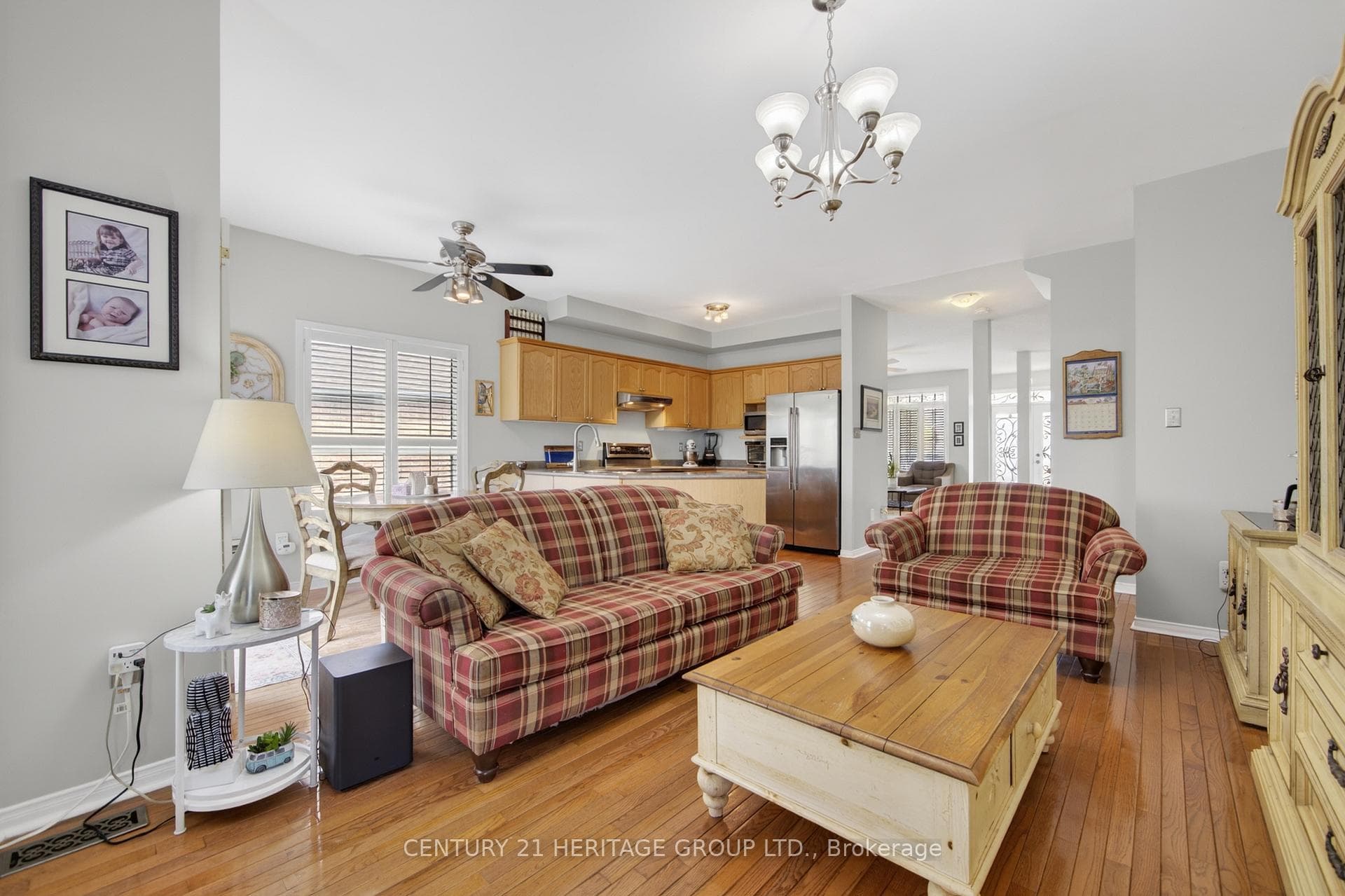 1858 Emerald Court photo 10