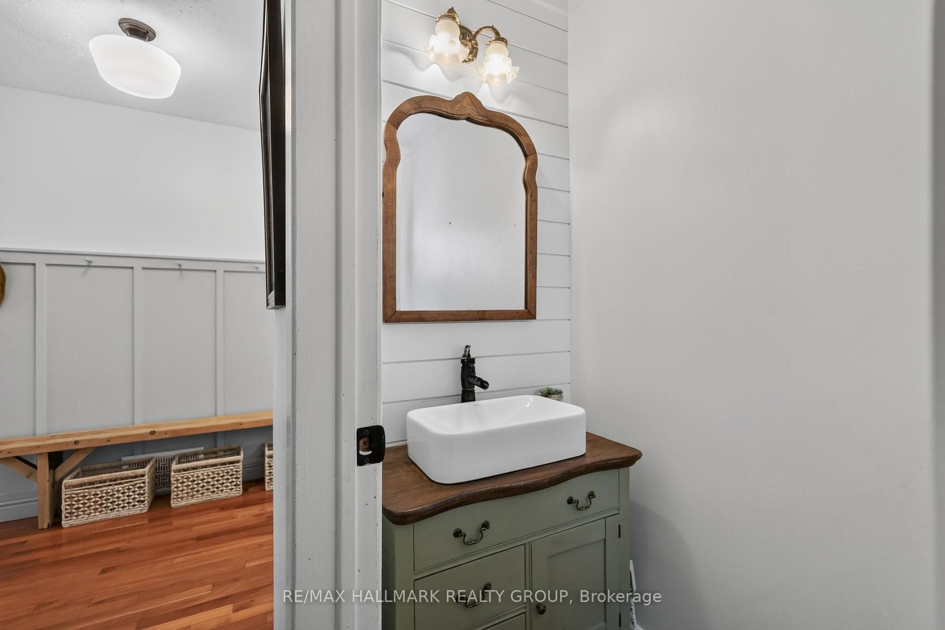 6106 Meadowhill Crescent photo 23