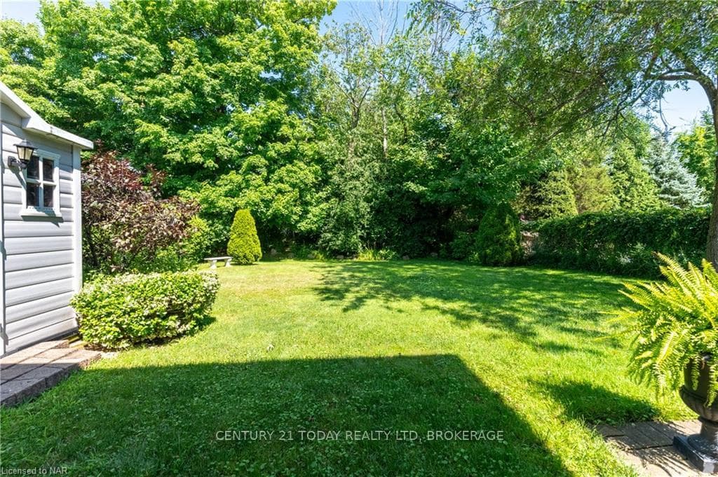 Huge private back yard