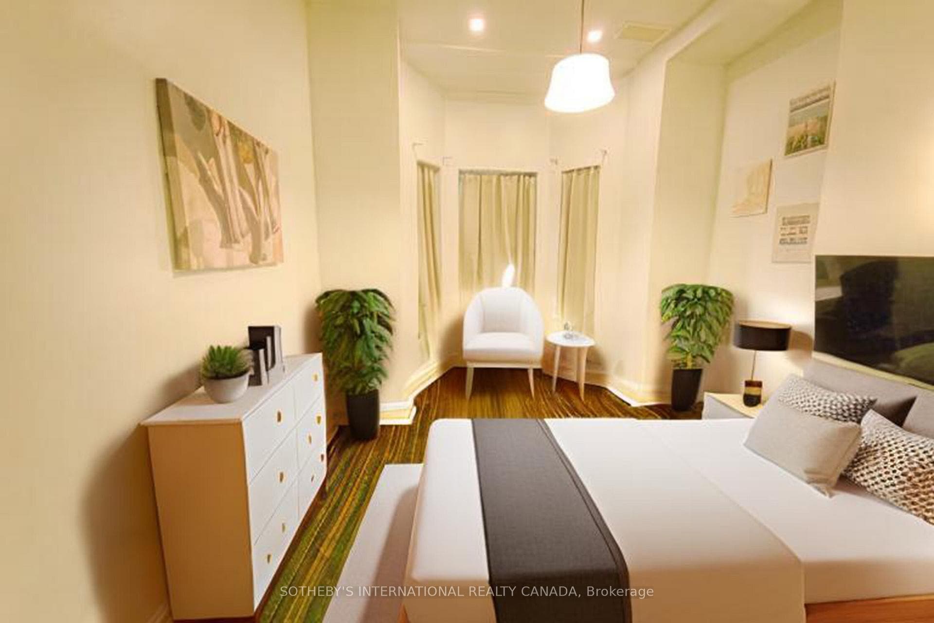 227 Beverley Street Unit 1 photo 3