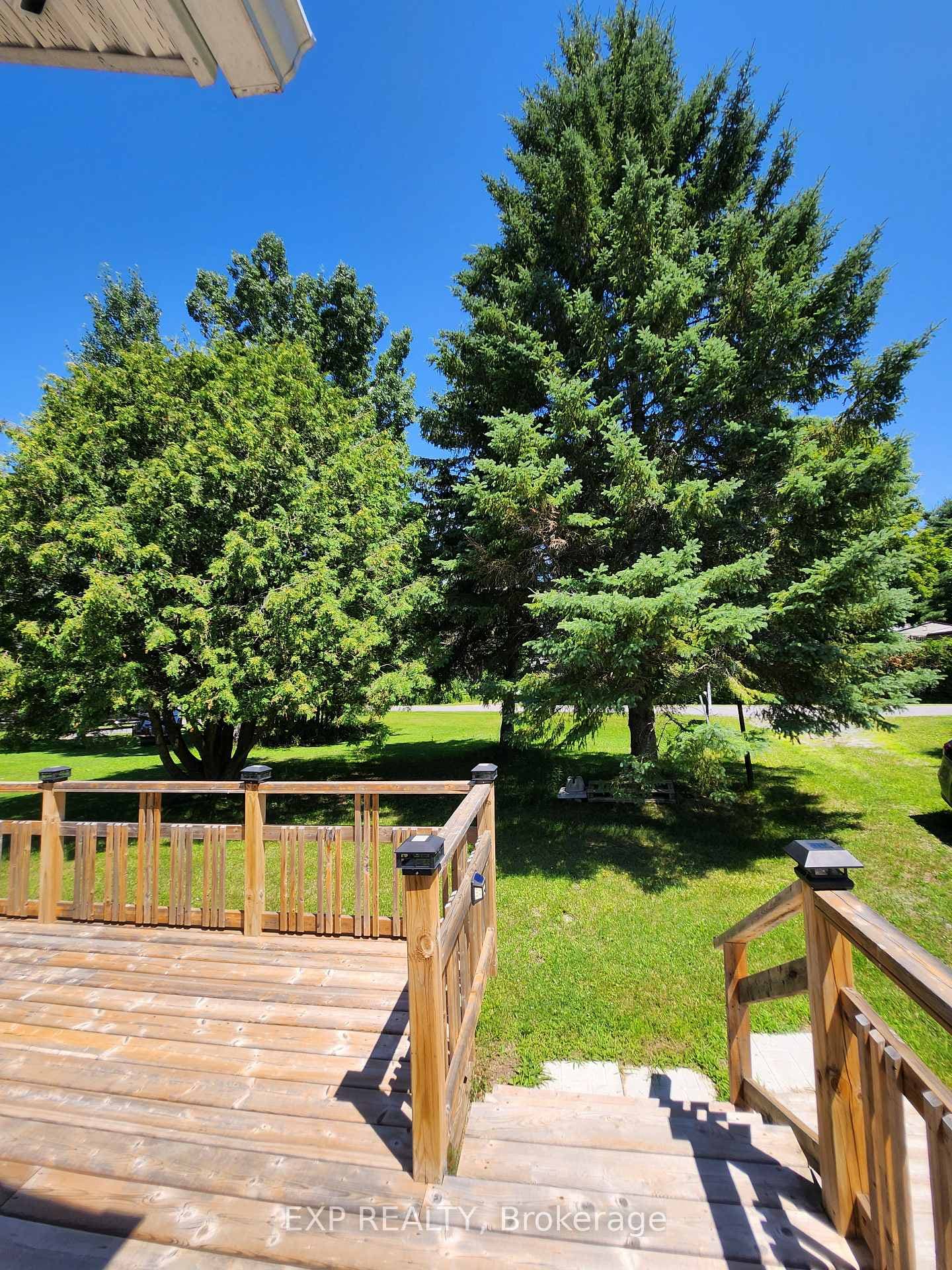 114 Harold Valley Drive photo 6