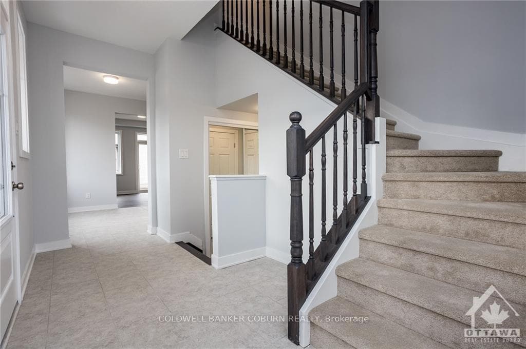 2127 WINSOME Terrace photo 14