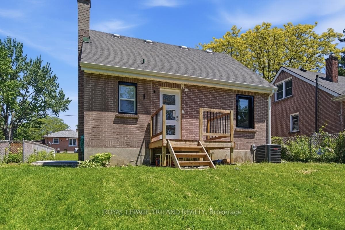 231 Taylor Street photo 36