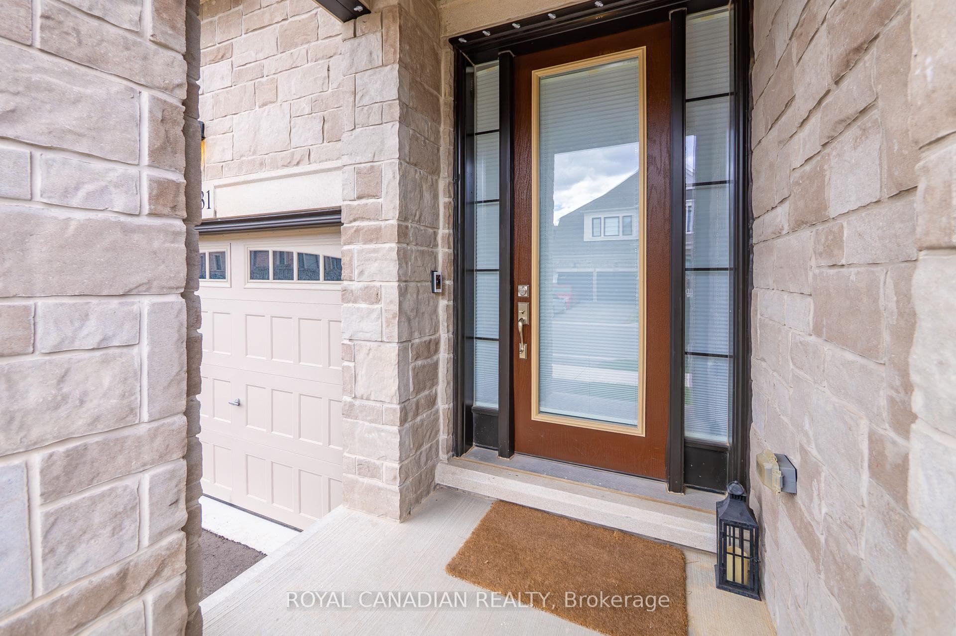 1531 Kitchen Court photo 3