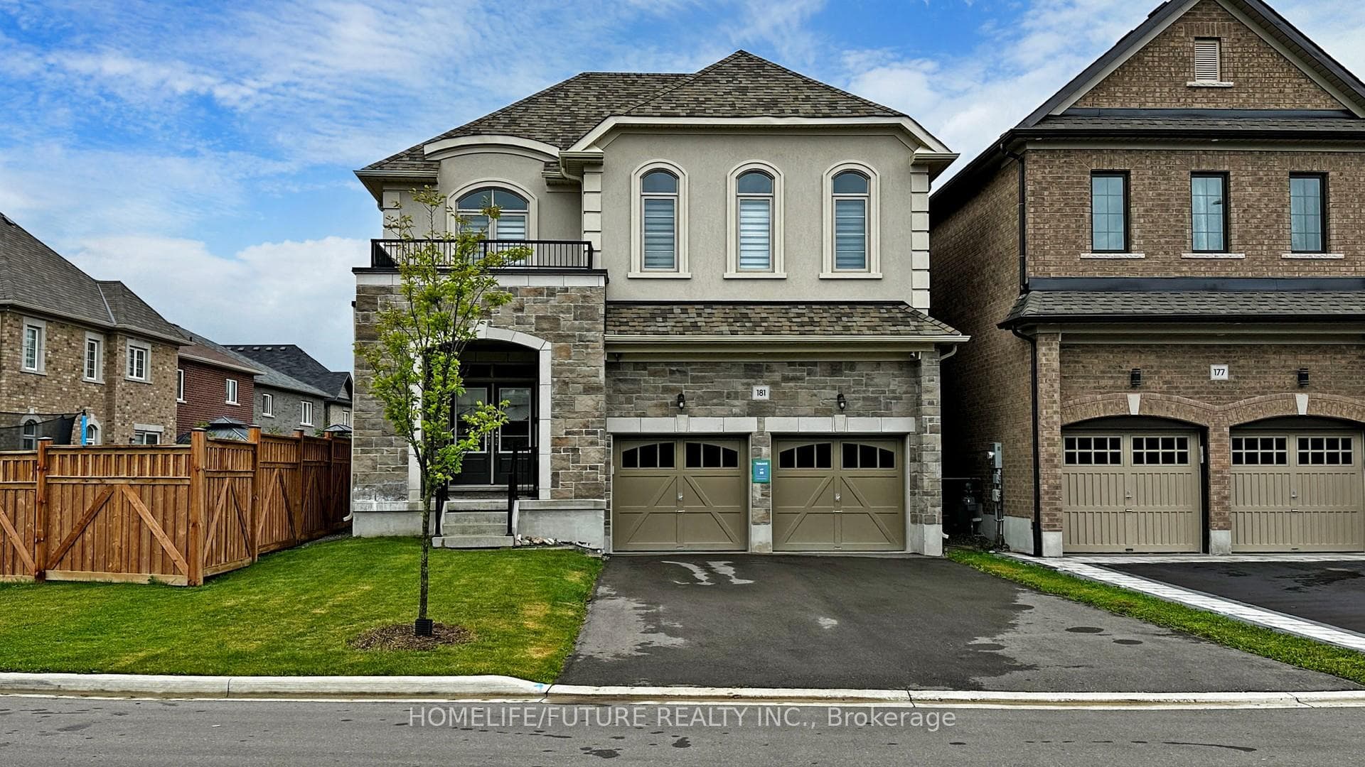 181 Douglas Kemp Crescent photo 1