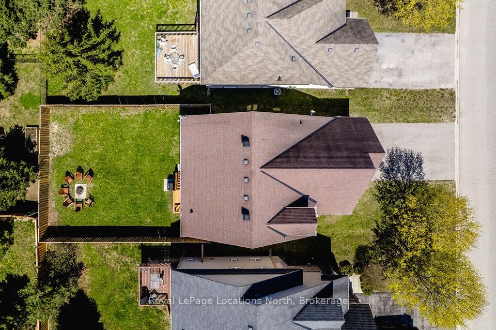 20 GRAND POPLAR Lane photo 37