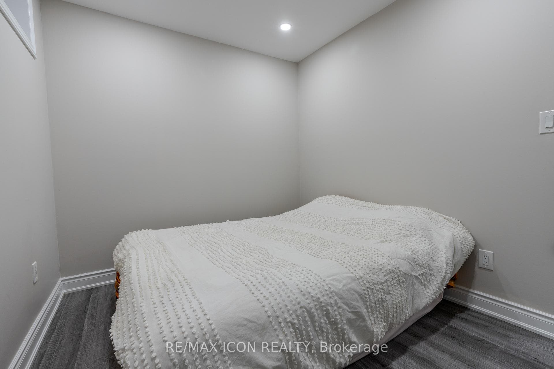 1108 Savoline Boulevard Unit LOWER photo 5