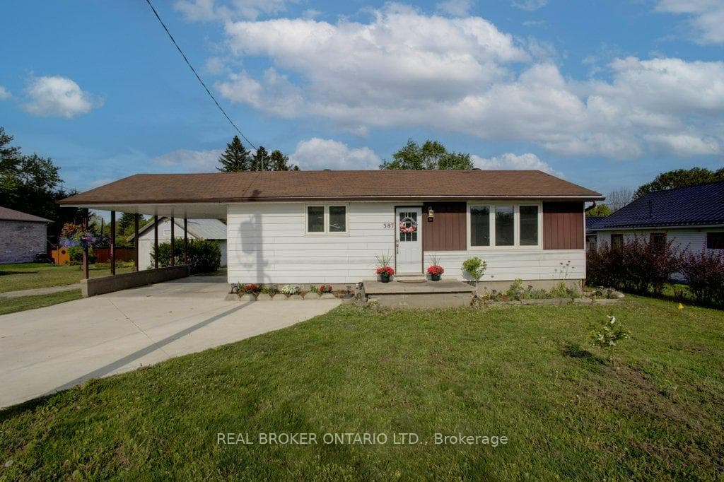 387 Countess Street photo 1