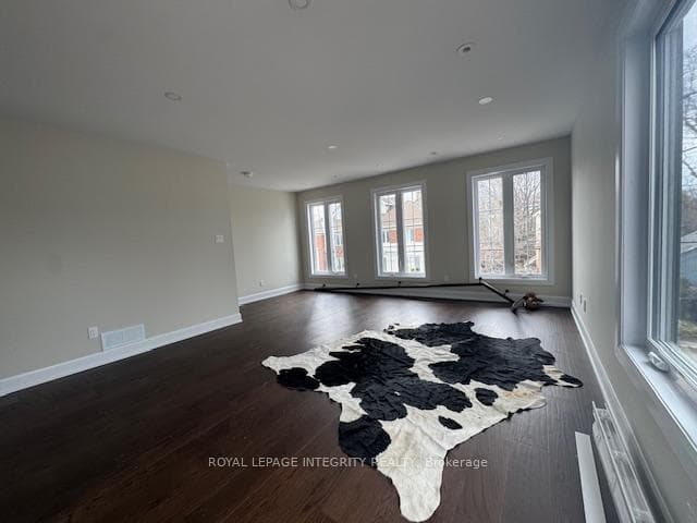 9 Gwynne Avenue Unit A photo 6